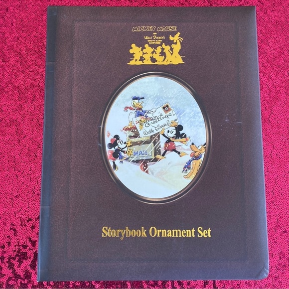Vintage Disney Mickey and friends Ornament Book - Picture 2 of 13